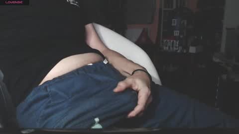 Snapshot of benijamin chatting on 11.10.25 benijamin online show from 11.10.25