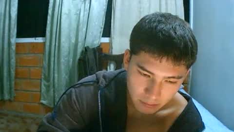 benitocamelas700 online show from 05.10.26