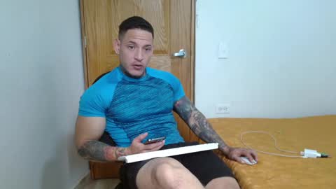 benjamin_isaac online show from 02.03.25