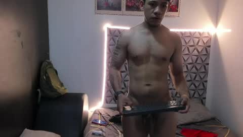 Snapshot of benjamin_lichx chatting on 06.03.26 Benjamin online show from 06.03.26