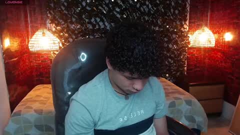 BENJAMIN online show from 02.25.25