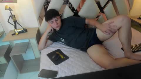 BENJAMIN online show from 10.01.25
