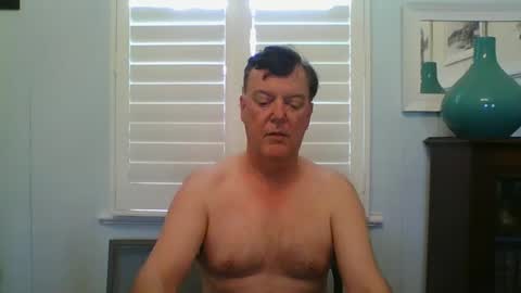 Snapshot of benjoid chatting on 12.11.24 benjoid online show from 12.11.24