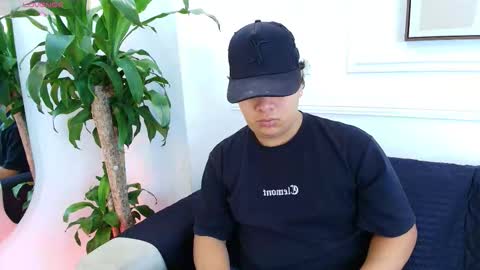 bennett_alejoo online show from 10.01.25