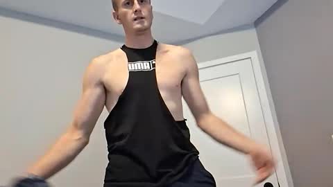 Snapshot of bennyc04041987 chatting on 11.12.25 BennyC online show from 11.12.25