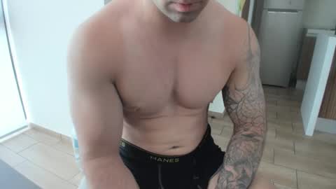 Snapshot of benthebodybuilder chatting on 12.25.24 Ben Braxton online show from 12.25.24