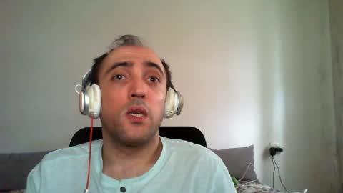 Snapshot of bentish chatting on 07.04.26 bentish online show from 07.04.26