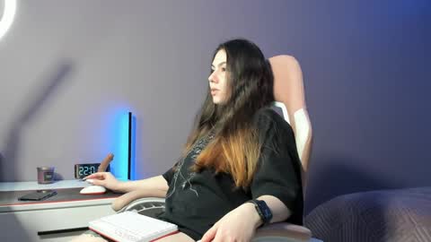 Snapshot of beriesniks chatting on 01.17.25 BeriesNiks online show from 01.17.25