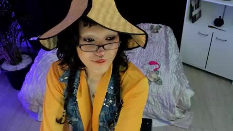 Snapshot of berkanasolde chatting on 10.28.25 Berki new account online show from 10.28.25