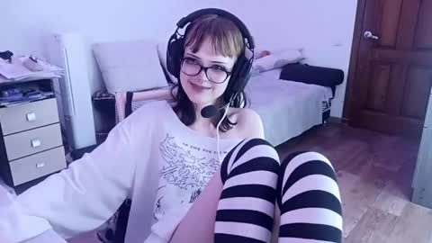 Snapshot of bernaailor chatting on 04.15.26 Lina online show from 04.15.26