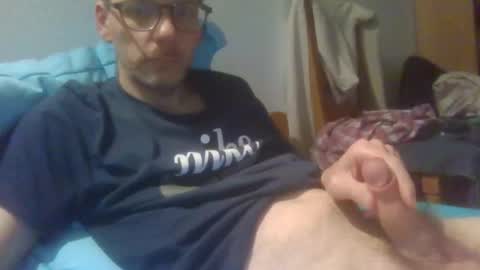 Snapshot of bernie484237 chatting on 05.19.26 Bernie online show from 05.19.26
