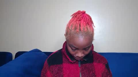 berries_lee online show from 09.23.25