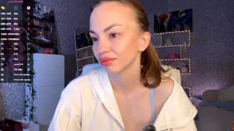 Sofia online show from 11.24.25