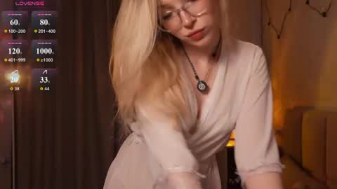 Snapshot of berrylush chatting on 06.12.26 Katte online show from 06.12.26