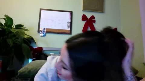 Snapshot of besosypasion chatting on 01.14.26 besosypasion online show from 01.14.26