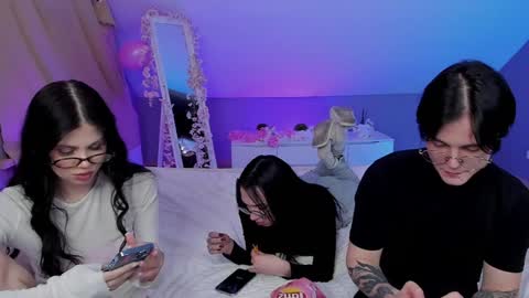 Danny and Kira online show from 01.25.25
