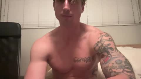 Snapshot of bestcoast35 chatting on 11.23.25 Bestcoast3579 online show from 11.23.25