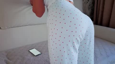 Snapshot of bestgirls2021 chatting on 07.21.26 Hellen and Natali online show from 07.21.26