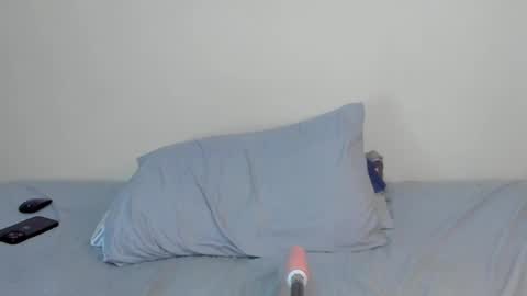 Snapshot of bestwayto_jerk chatting on 02.11.25 ZYLITH online show from 02.11.25