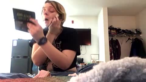 Bethanytakesitt online show from 12.31.24