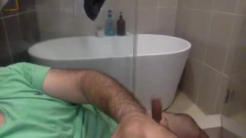 Snapshot of betoooox chatting on 04.03.26 Virtual Gentleman online show from 04.03.26