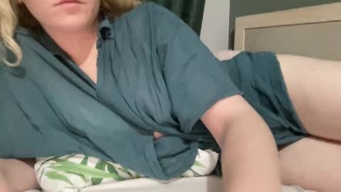 Bette online show from 11.22.25