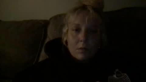 Snapshot of betteroffdeadduh chatting on 09.11.25 that one bitch3 online show from 09.11.25