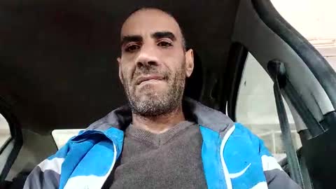 Snapshot of betterthanurfinger chatting on 11.10.25 Cock arabic Authentic online show from 11.10.25