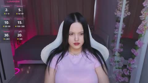 Snapshot of betty__davvis chatting on 10.15.25 Betty online show from 10.15.25