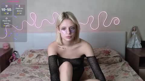 Betty and Oscar online show from 11.06.25