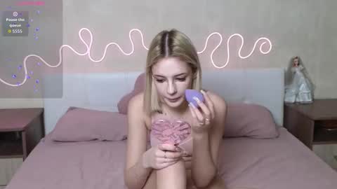 Betty and Oscar online show from 11.24.25