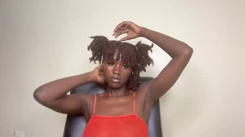 Snapshot of betty_fire_ chatting on 01.05.25 Adah online show from 01.05.25