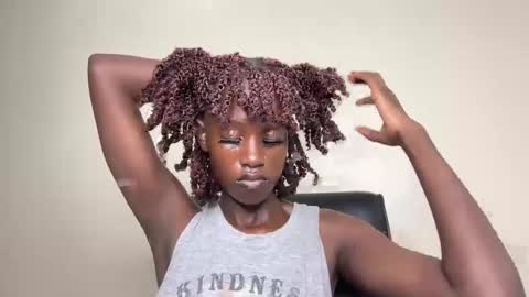 Snapshot of betty_fire_ chatting on 01.06.25 Adah online show from 01.06.25