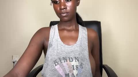 Snapshot of betty_fire_ chatting on 01.27.25 Adah online show from 01.27.25