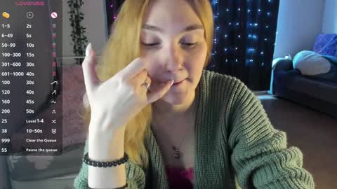 Dory make me happier online show from 02.03.25