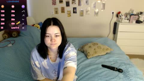 Snapshot of bettyandrich chatting on 10.23.25 Betty and Rich online show from 10.23.25