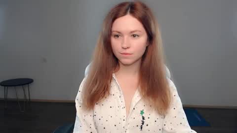 Snapshot of bettystar_ chatting on 12.05.24 Betty online show from 12.05.24