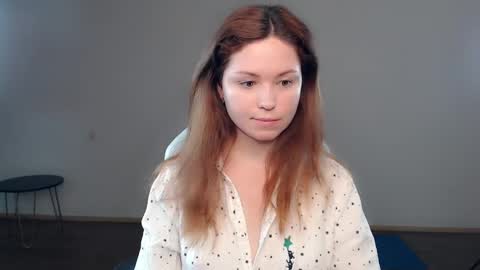 Snapshot of bettystar_ chatting on 12.25.24 Betty online show from 12.25.24