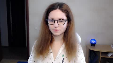 Snapshot of bettystar_ chatting on 01.27.25 Betty online show from 01.27.25