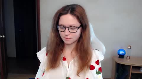 Snapshot of bettystar_ chatting on 01.29.25 Betty online show from 01.29.25