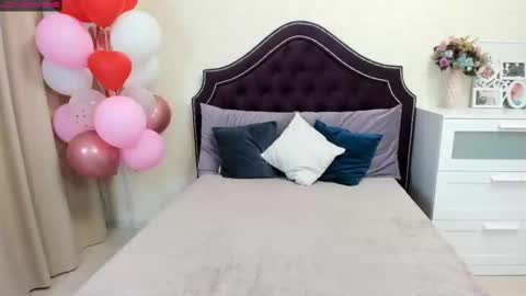 Mila Sweet online show from 02.18.25