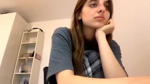 Snapshot of beulahweikert chatting on 06.15.26 Lina online show from 06.15.26