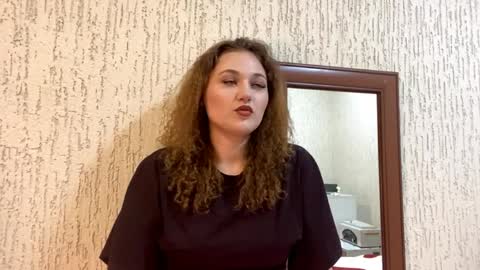 Sophie online show from 04.04.26