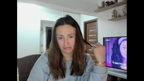   BeyonceDoll       Twitter DollBeyonce    online show from 01.26.25