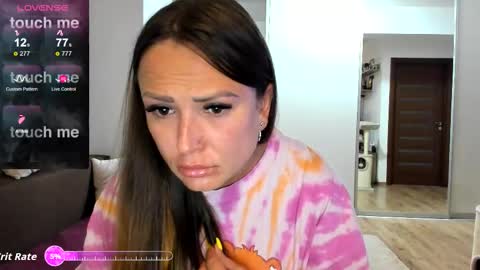   BeyonceDoll       Twitter DollBeyonce    online show from 09.11.25