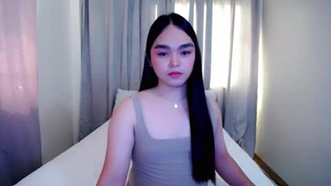 Snapshot of bhabytrans69 chatting on 12.25.24 BHABY 3 online show from 12.25.24