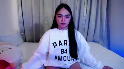 Snapshot of bhabytrans69 chatting on 12.28.24 BHABY 3 online show from 12.28.24