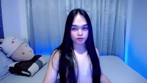 Snapshot of bhabytrans69 chatting on 02.16.25 BHABY 3 online show from 02.16.25