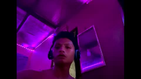 Snapshot of bhillrhey121103 chatting on 01.05.25 bhillrhey121103 online show from 01.05.25