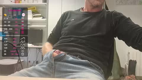 Snapshot of bi_french69 chatting on 10.08.25 My name is David and if you like public exhibitions you wont be disappointed with me LoL - My favorite vibes is 44 online show from 10.08.25